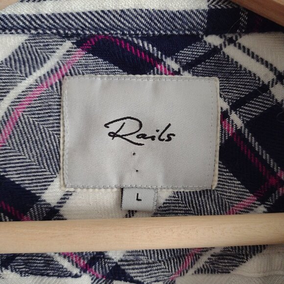 Rails Hunter Plaid Top L White Navy Rayon Flannel Lightweight Button Front Shirt - Picture 2 of 12